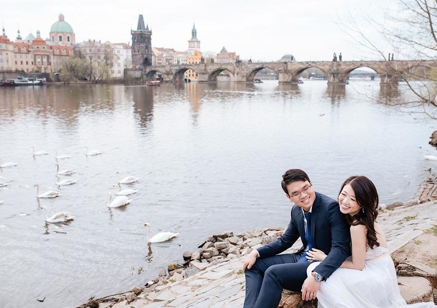 Pre-wedding photoshoot in Europe